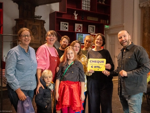 Schiedamse Sewing Sisters halen mooi bedrag op voor Bliep